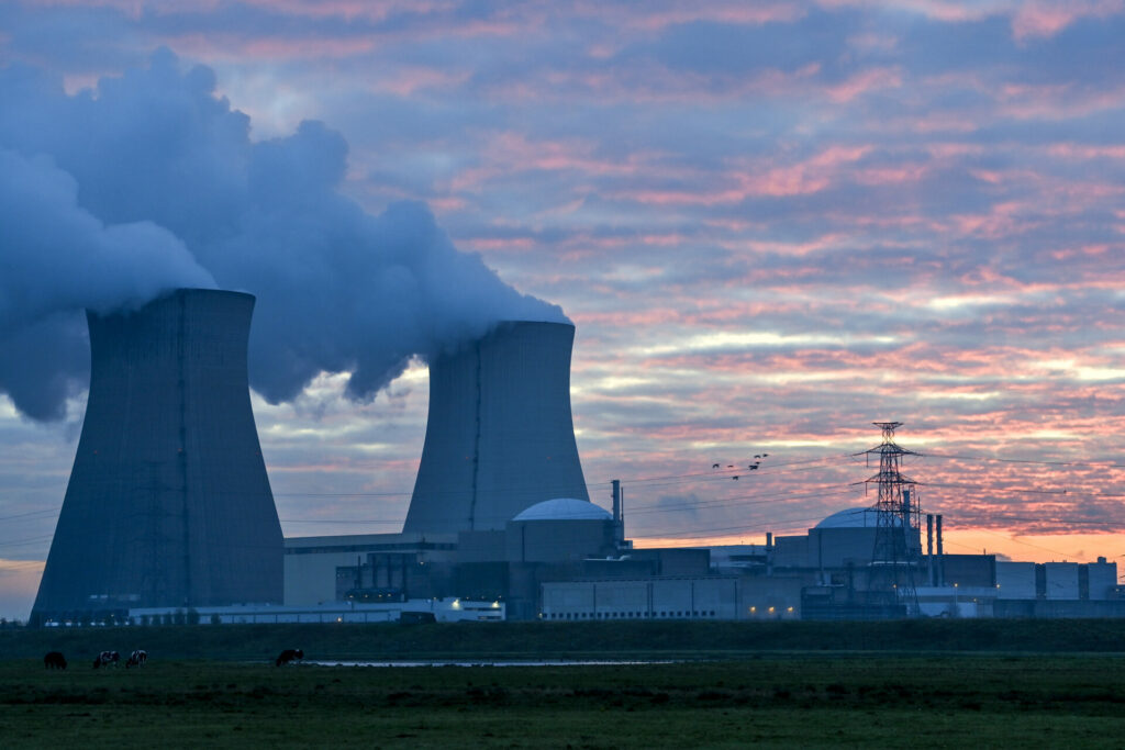 Government to propose 'micro-extension' of Belgium's nuclear reactors
