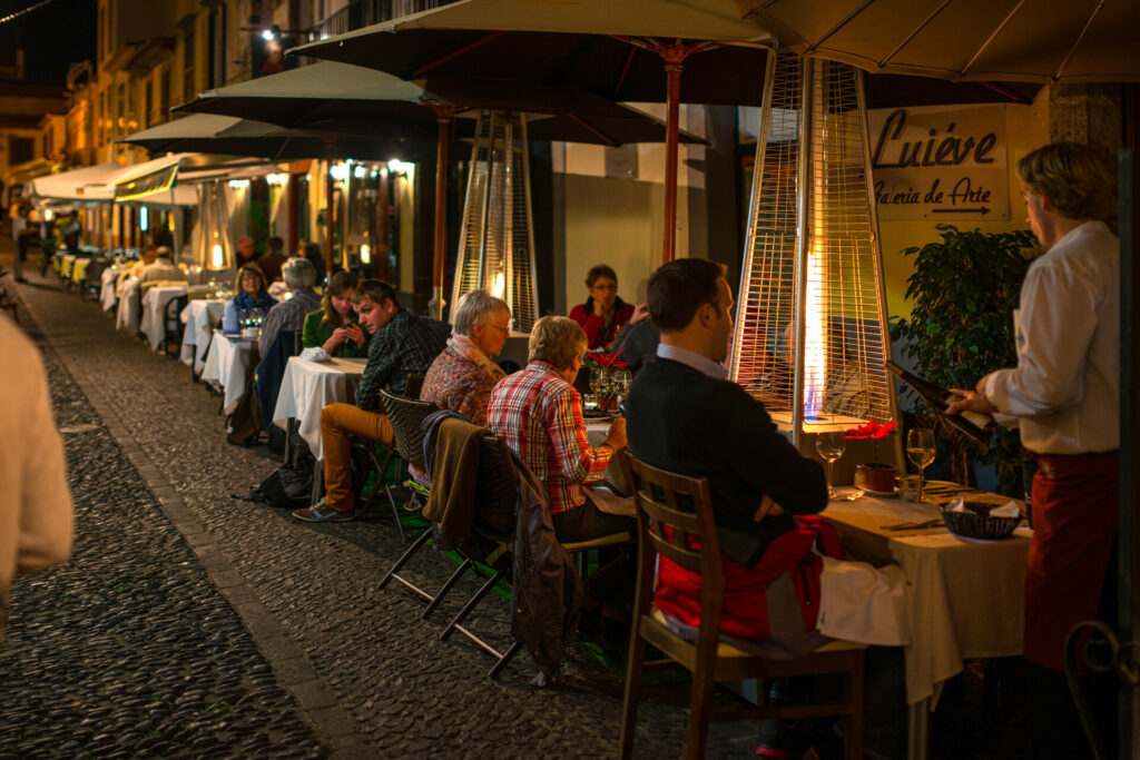 Brussels to ban outdoor heaters early next year