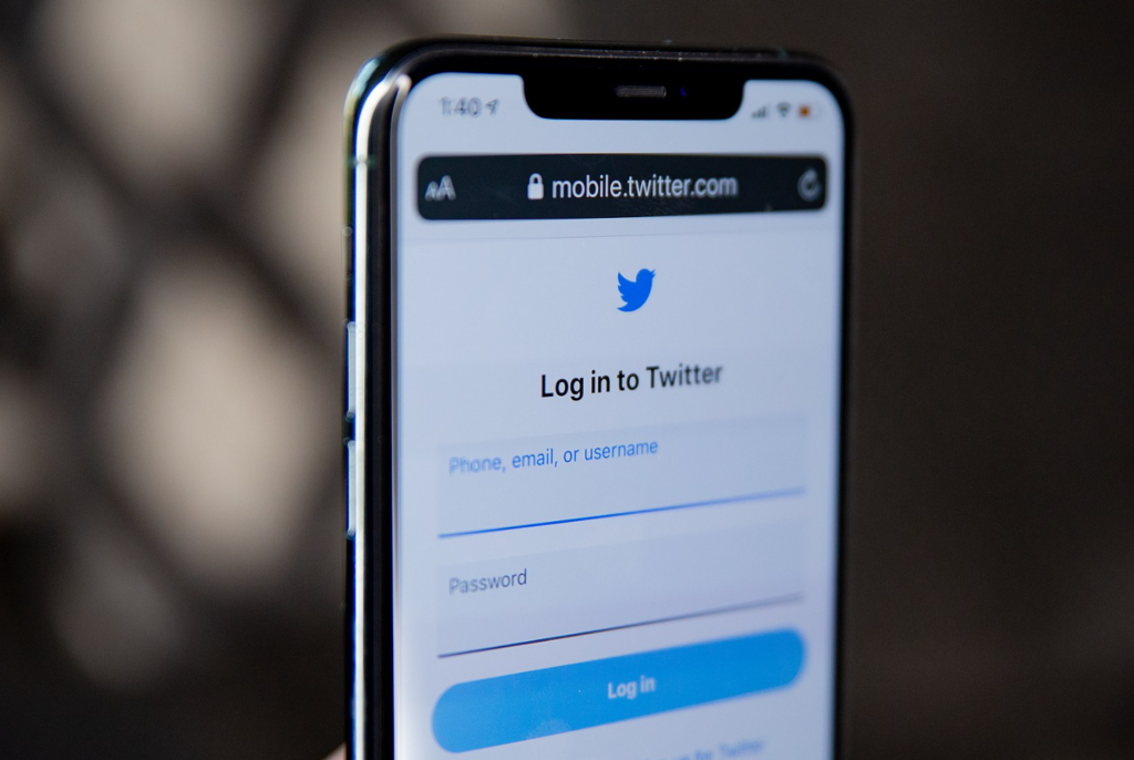 Twitter faces EU sanctions after suspending journalists' accounts