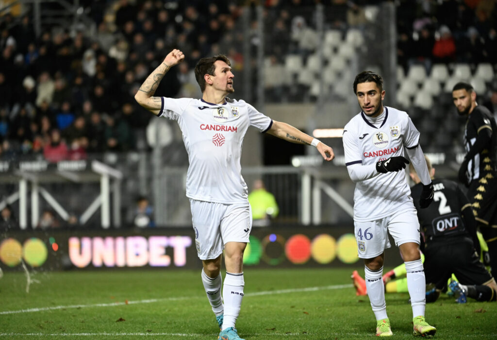 Anderlecht's head coach Brian Riemer celebrates during a soccer