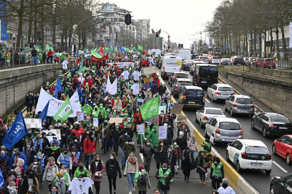 European healthcare workers to march in Brussels tomorrow