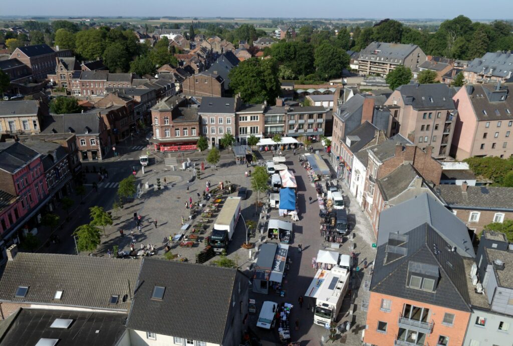 Aerial thermography to map heat loss from homes in Walloon Brabant