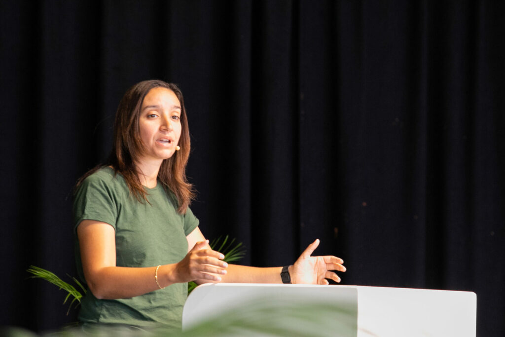 Ecolo Co-President to consult with lawyer after receiving racist abuse and death threats