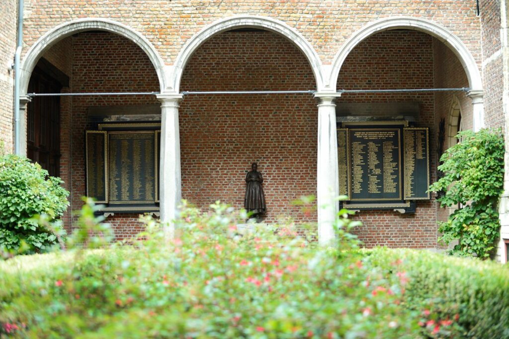 Hidden Belgium: Maagdenhuis