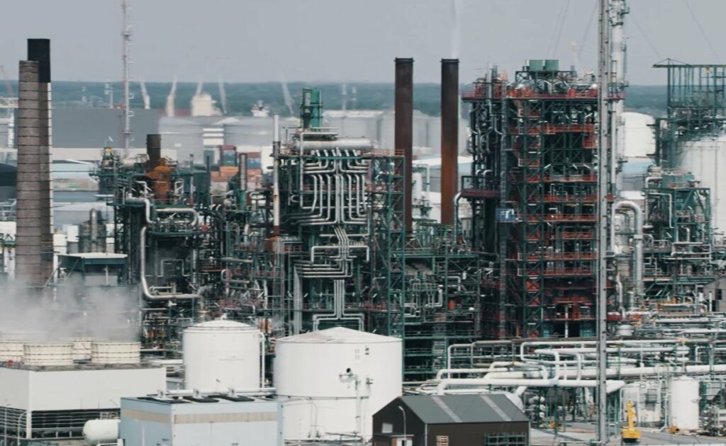 TotalEnergies to accelerate emission savings at Antwerp refinery