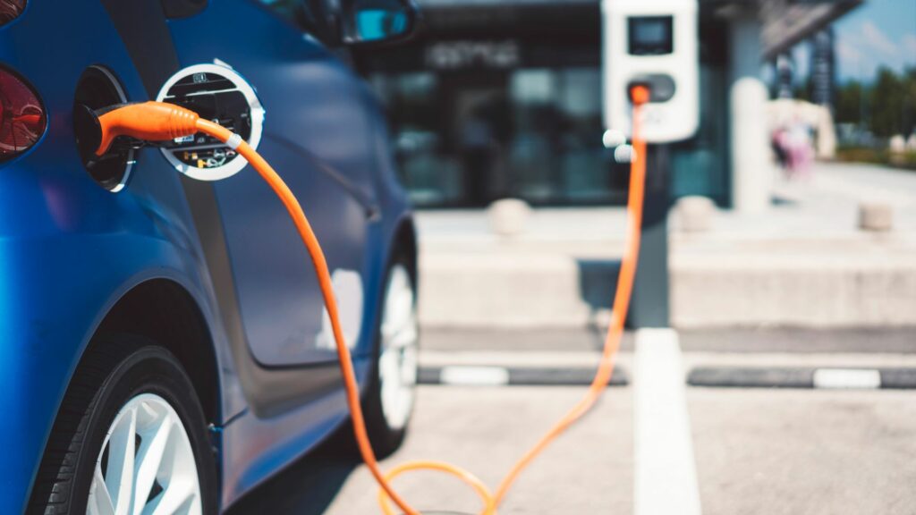 Electric cars have huge potential to stabilise the grid, study finds