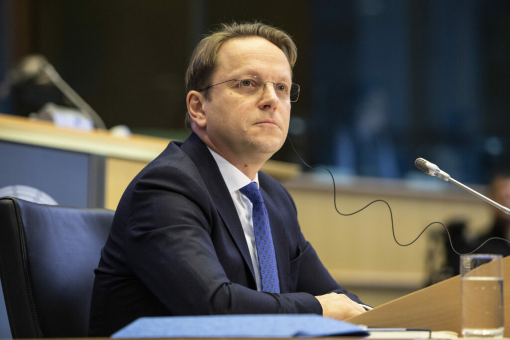 European Parliament asks Commission to investigate pro-Serb Commissioner