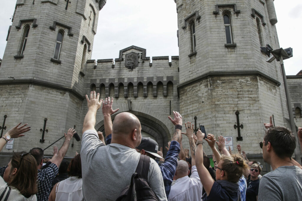 Union threatens actions against overcrowding in prisons