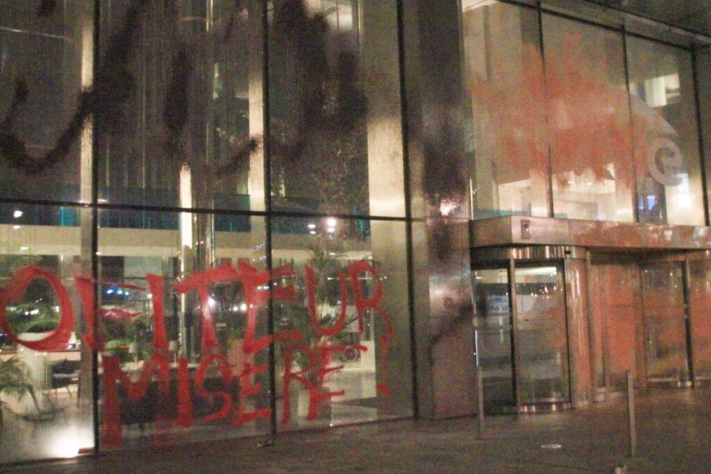 Activists deface Engie headquarters in Brussels