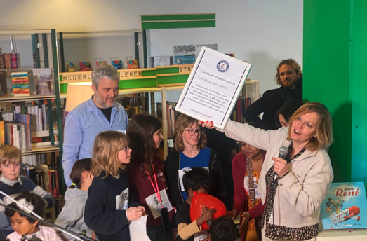 Brussels library breaks world record for reading aloud in most languages