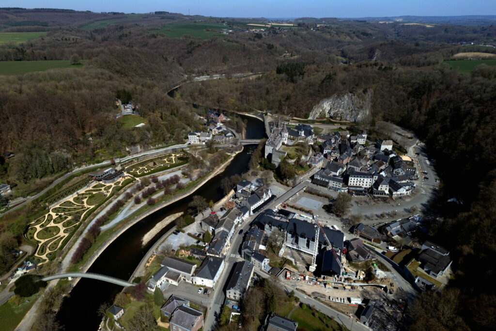 Wallonia municipalities lost €327 million last year