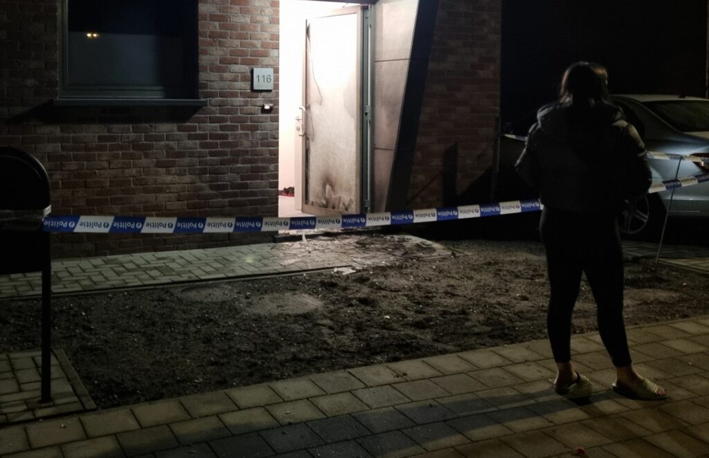 Firebomb thrown at van in Sint-Lievens-Houtem