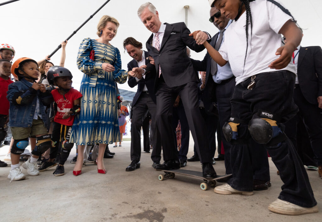 Belgian King Philippe learns to skateboard in Johannesburg