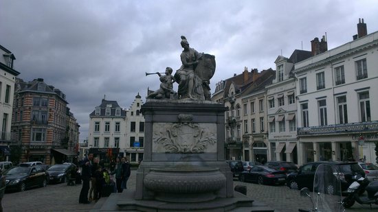 Hidden Belgium: Minerva Fountain