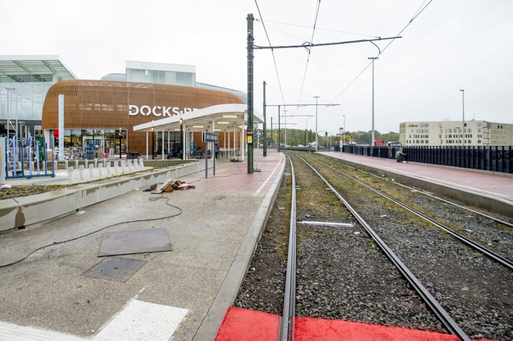 Pedestrian tunnel between Schaerbeek station and Docks to open before summer
