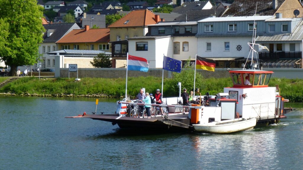 Bicycle ferries to be made free across the Meuse over spring and summer