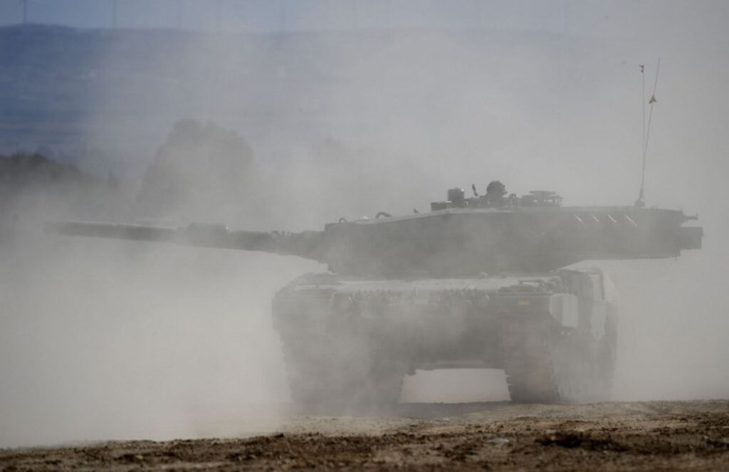 Ukrainians trained on Leopard tanks in Spain
