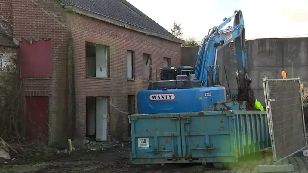 Demolition of Belgian serial killer Marc Dutroux's house in Wallonia starts