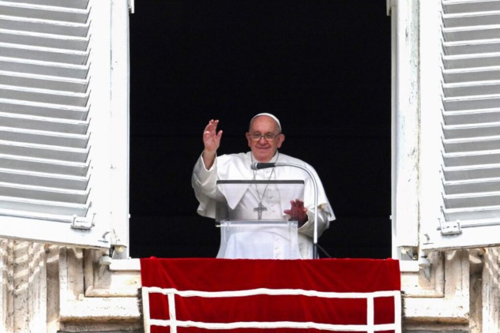 Vatican to send pope's speech into space
