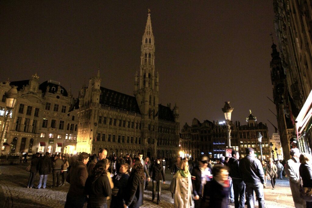 Brussels to be plunged into darkness on Saturday for Earth Hour