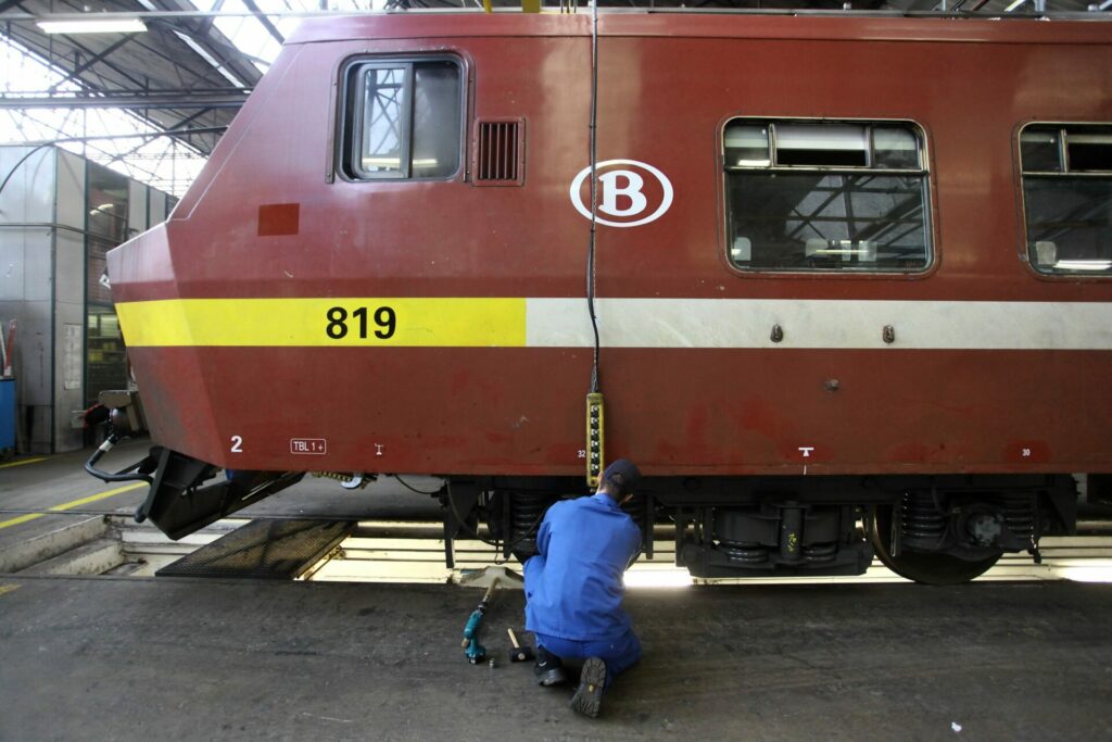Technician accident at SNCB maintenance station causes it to close