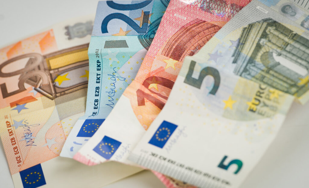 Belgian banks charging hidden fees for cross-border payments