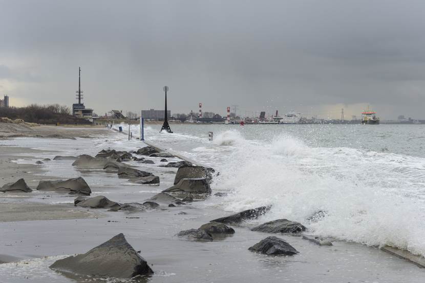 The Netherlands earmarks €28 billion for the fight against climate change