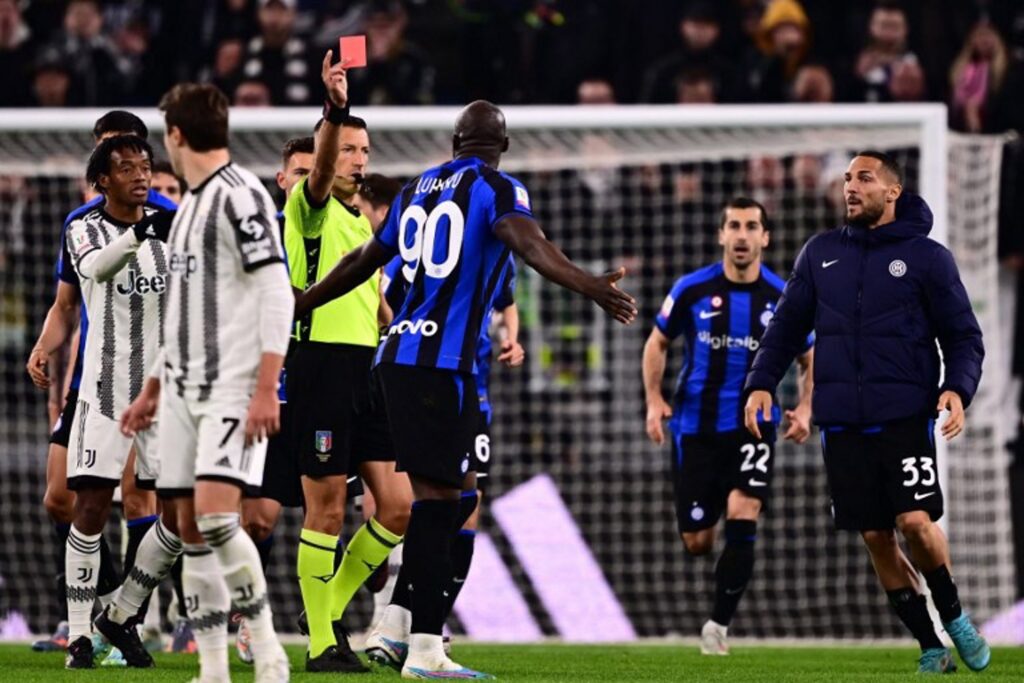 Belgian striker Lukaku targeted by racist chants against Juventus