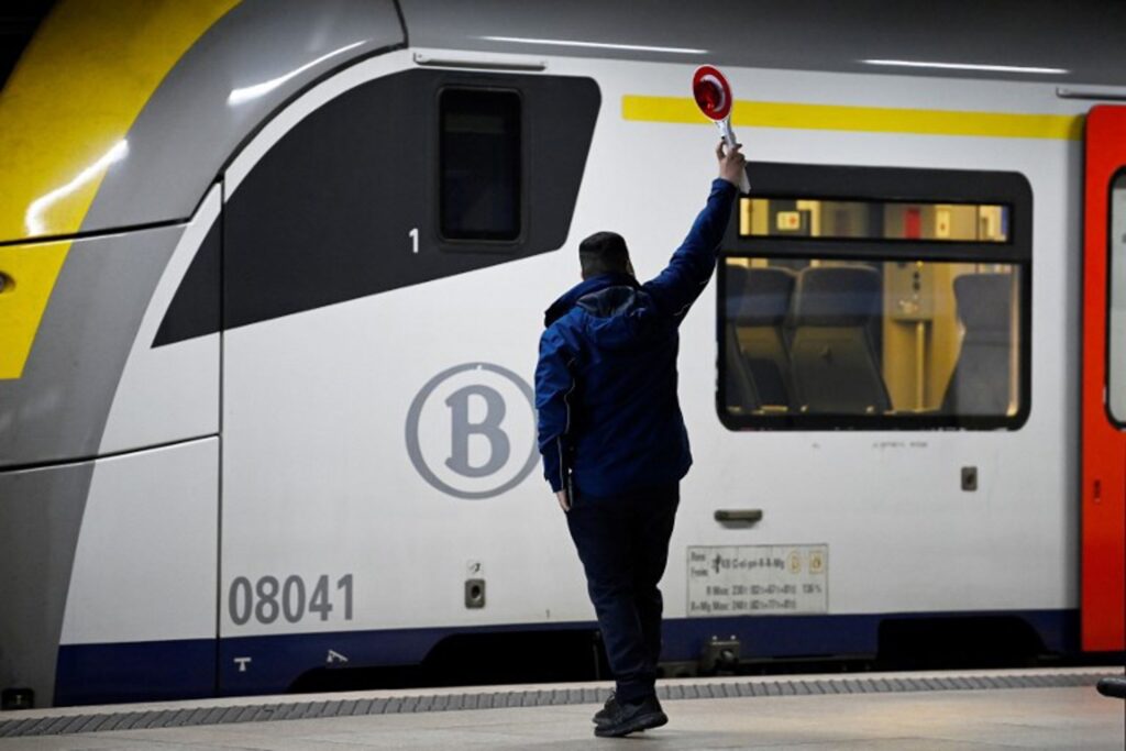 Off the rails: More than one in ten Belgian trains arrived late in March