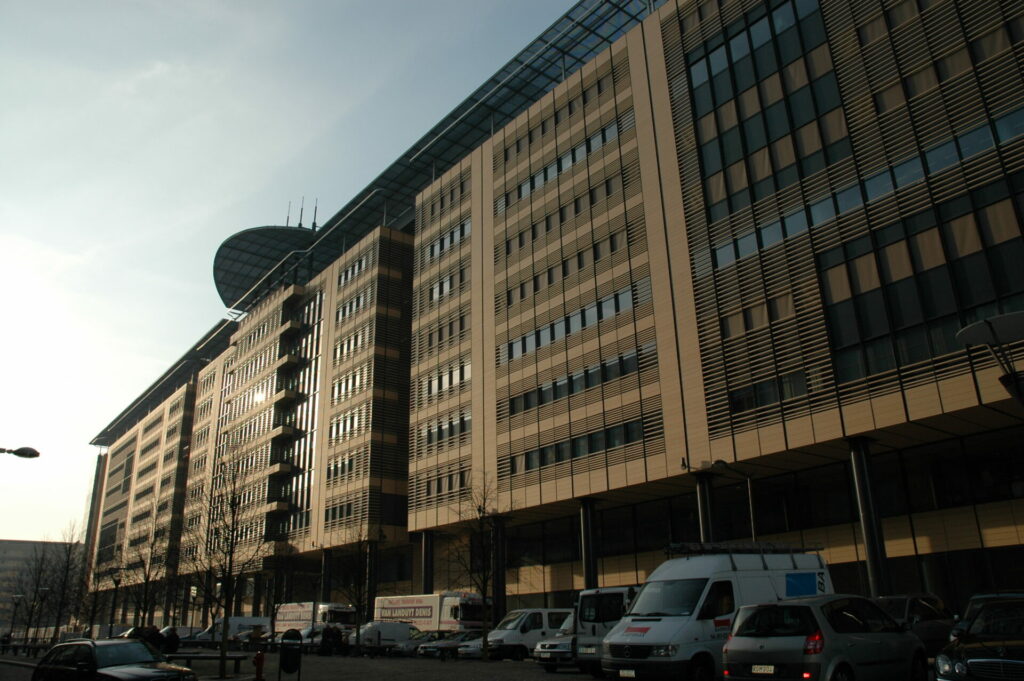 At least 500,000 square metres of federal buildings in Belgium remain empty