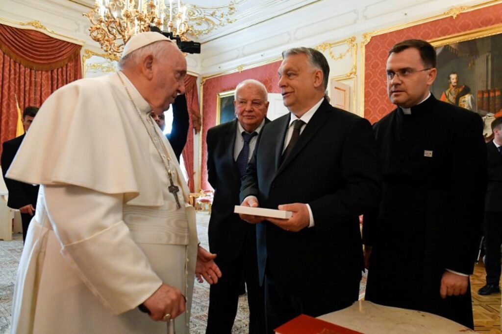 Hungary pardons far-right leader on 'occasion' of Pope's visit
