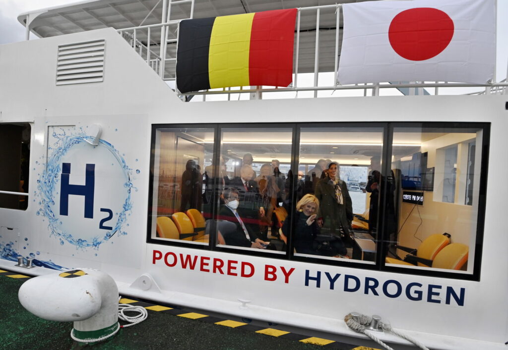 Green hydrogen plant to open in Ghent in early 2025