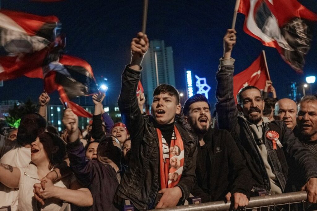 Erdogan victory celebrations lead to 51 arrests in Genk, Limburg