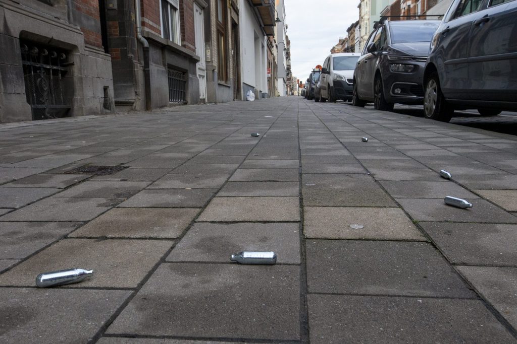 Nitrous oxide waste suggests laughing gas use in Brussels is still rife