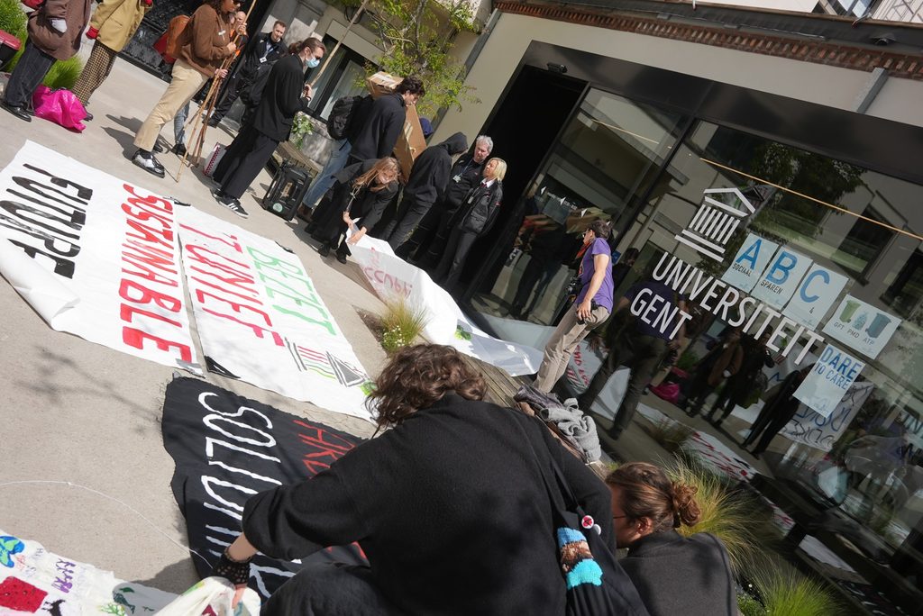 Nearly 200 students protest against UGent budget cuts