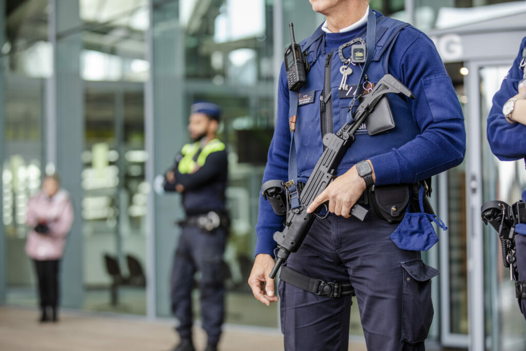 Twelve months in prison for man who smuggled knife into Brussels Airport