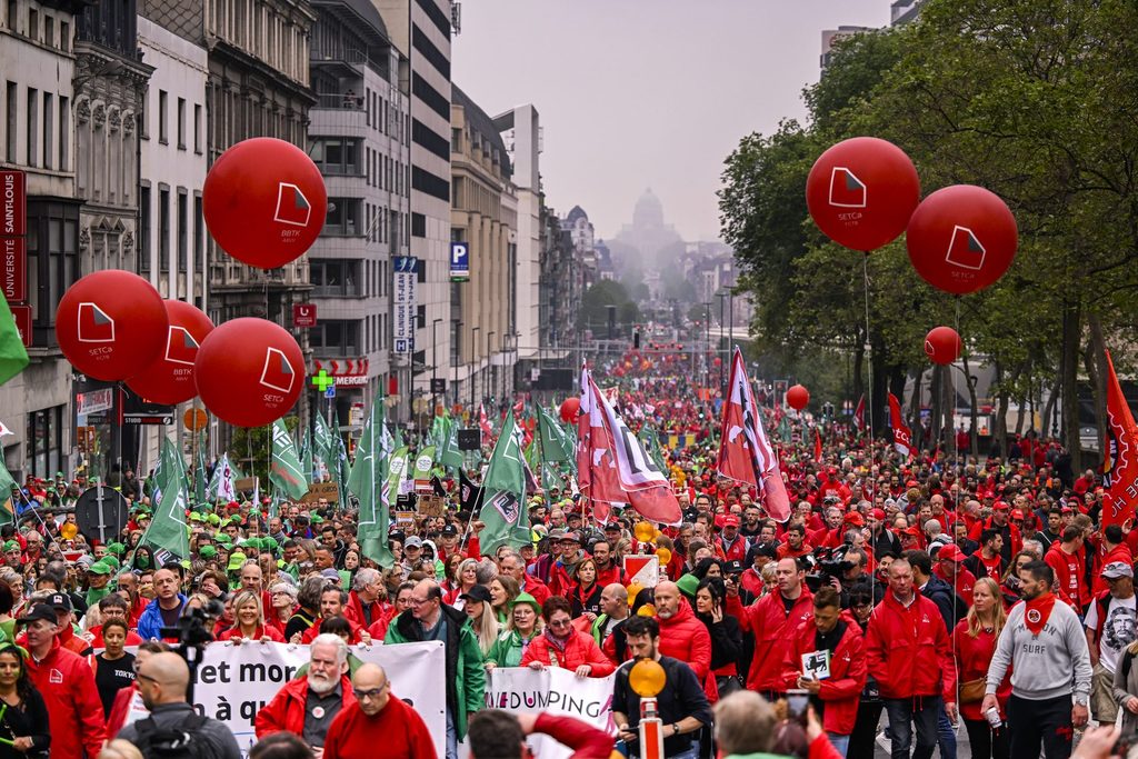 EU rules require Belgium cuts budget by €2.7 billion, unions warn of 'return to austerity'