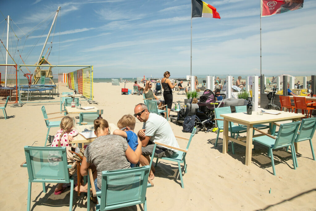Belgium's coastline: El Dorado for French hospitality workers?