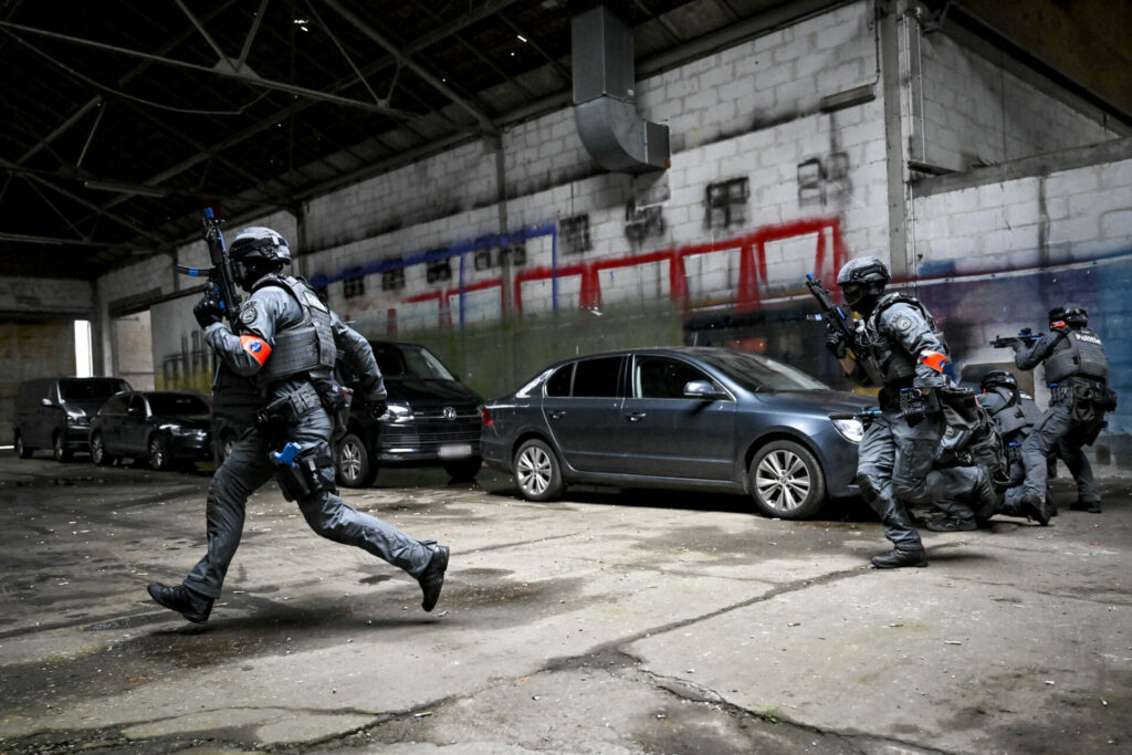 Belgian police arrest 30 people in nationwide drug operation