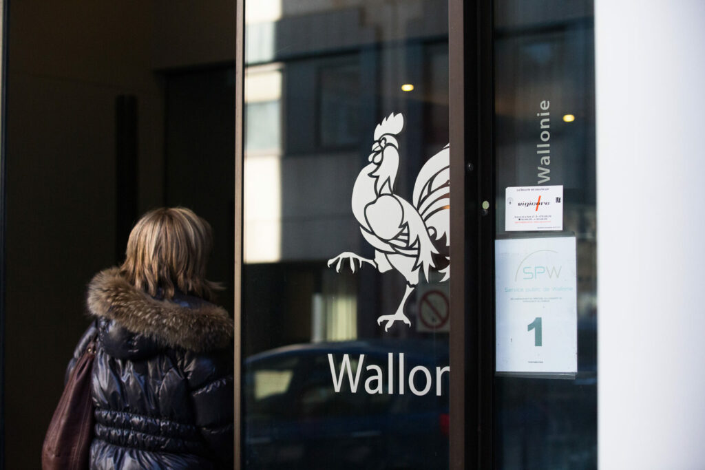 Unemployment rates in Wallonia fell in April