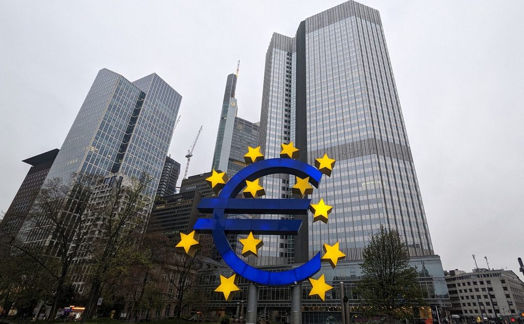 Eurozone slips into recession due to high food and energy prices