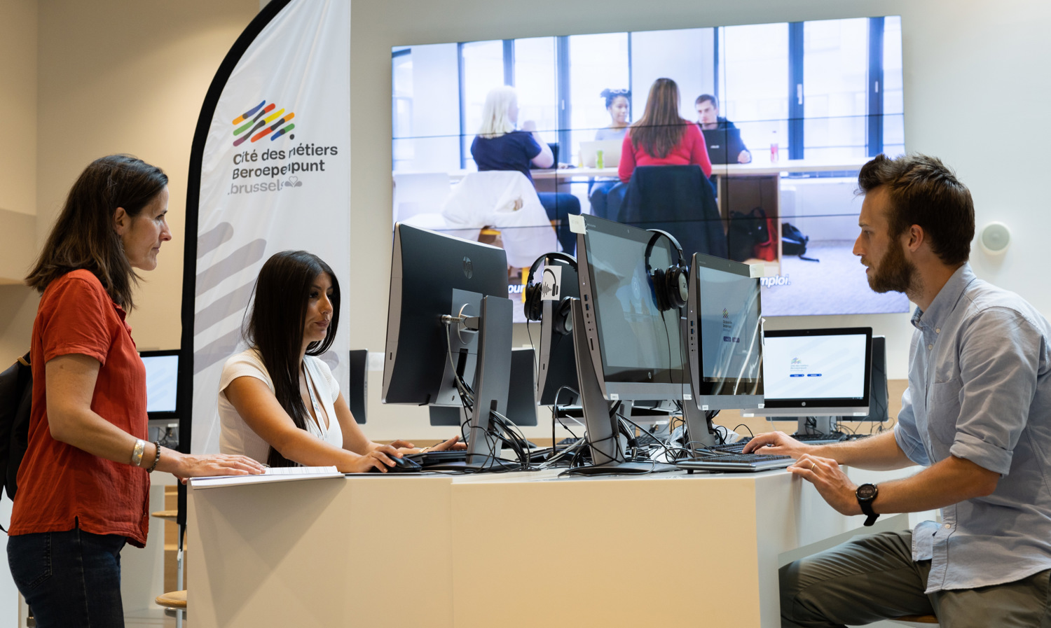 Brussels Parliament approves mandatory skills audits for job seekers