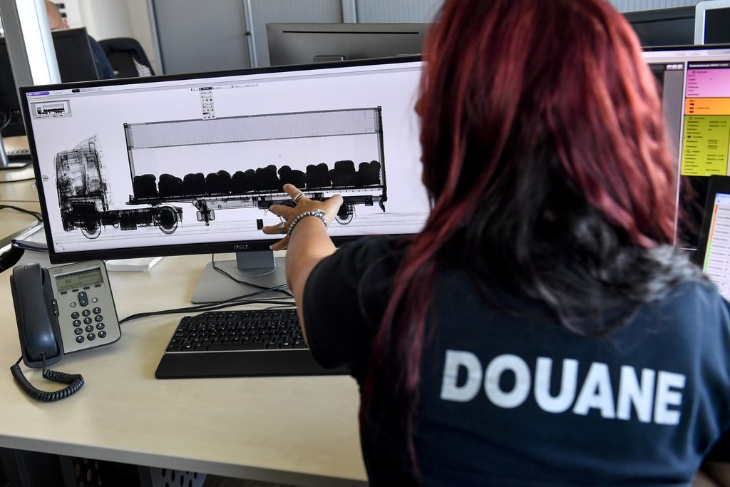 Belgium excludes Chinese technology from use in customs checks