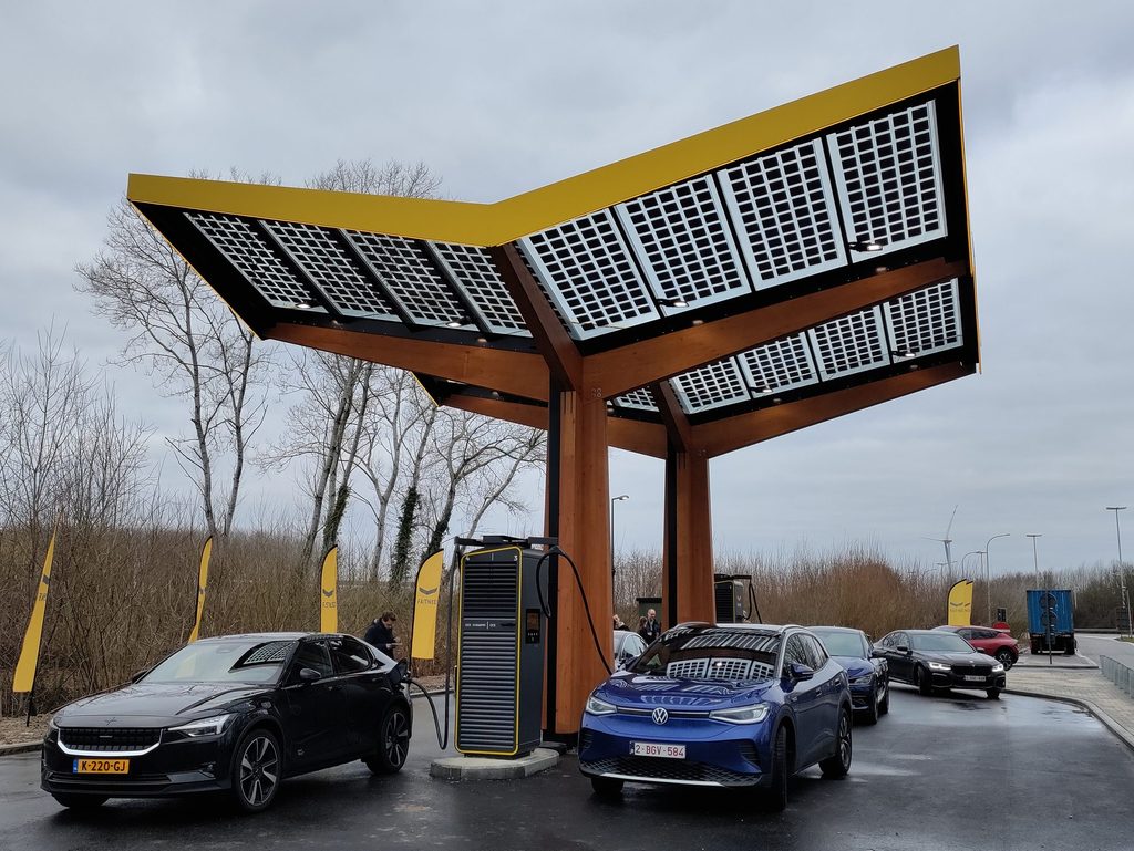 Belgium becoming European leader for high-speed electric car chargers