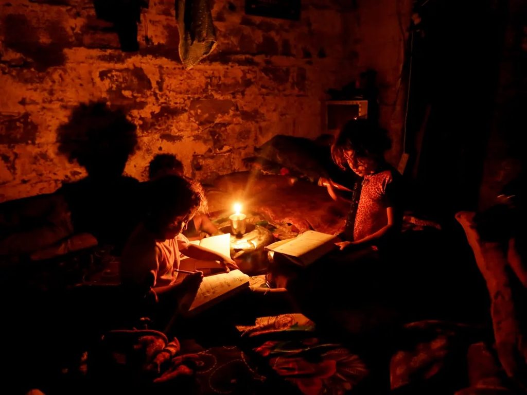 Some 675 million people live without electricity