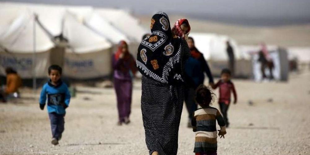 Paris stops collective repatriations of jihadists' wives from Syria