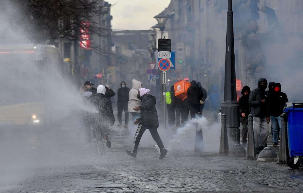 30 arrests in Liège following protests over death of French teenager Nahel