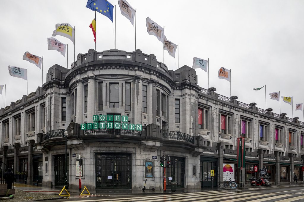 Bozar reopens roof and exhibition halls two years after fire