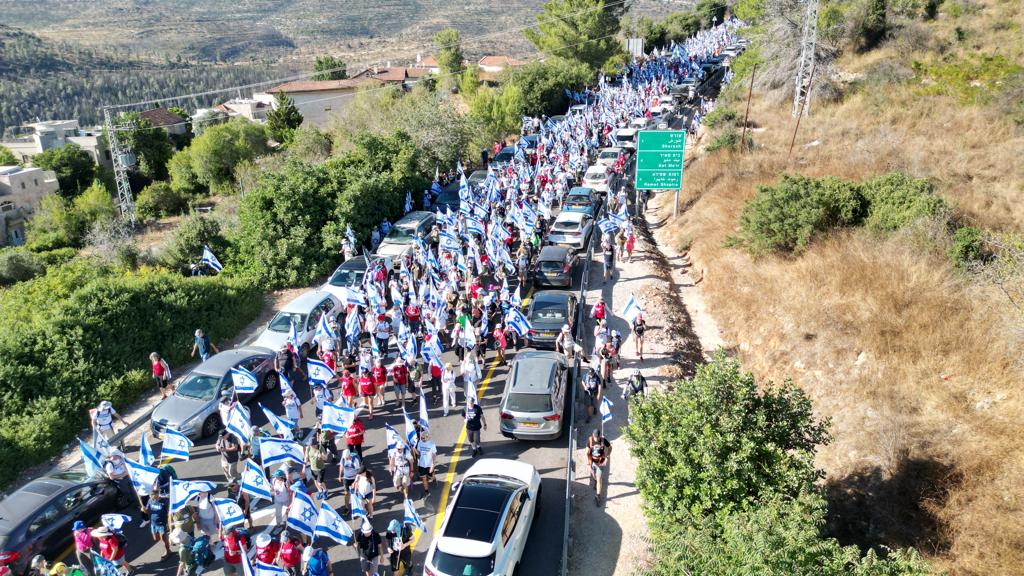 Israel heading towards constitutional crisis as the EU calls on broad consensus solution