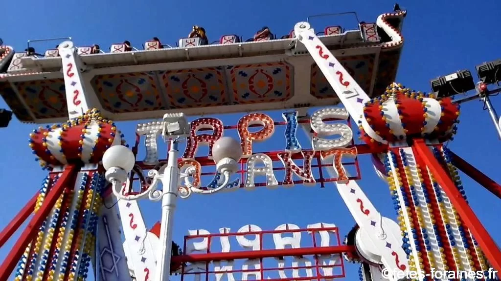 Two people ejected from fairground ride in critical condition